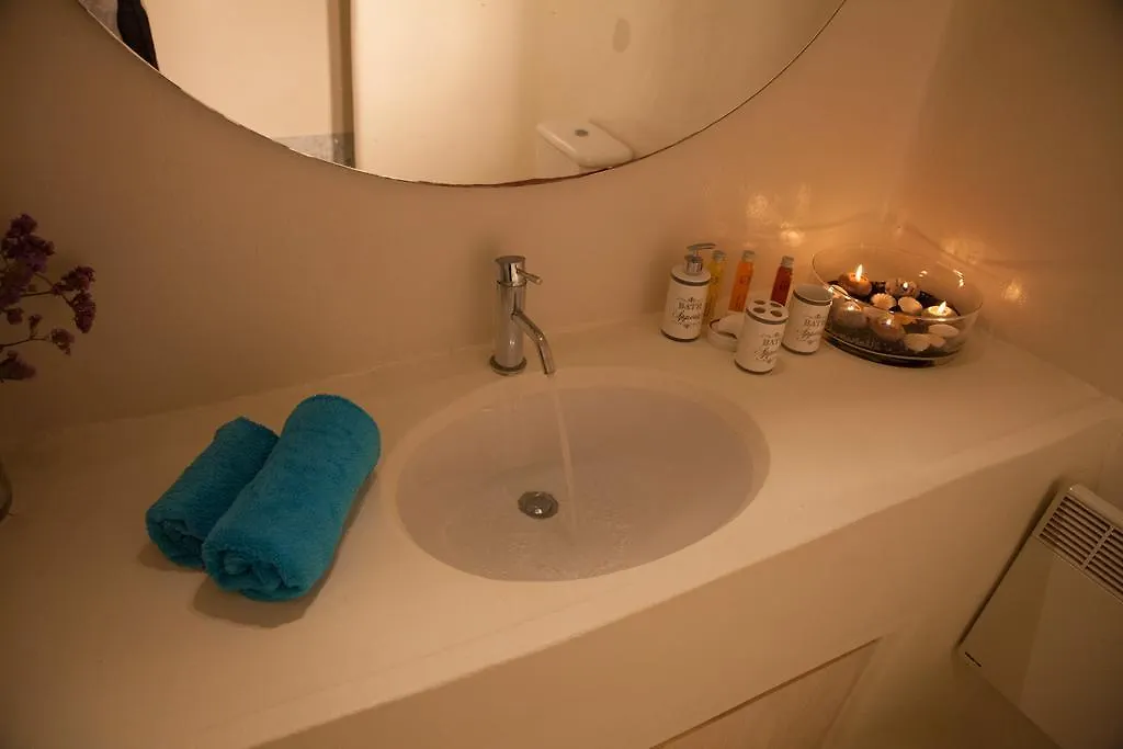3 Bedroom Cycladic Villa Lia Kalafatis