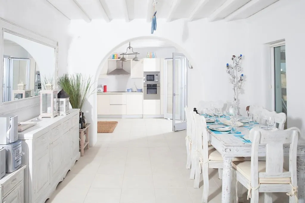 3 Bedroom Cycladic Villa Lia Kalafatis